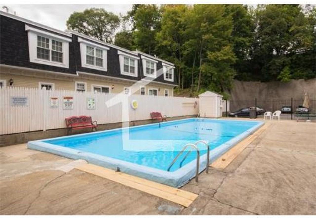125 Tremont St - Photo 2 of 10