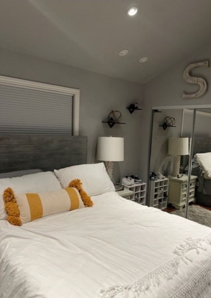 3847 Vineyard Ave - Photo 3 of 11