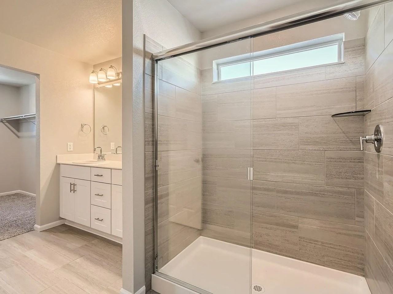 13746 Vispo Way - Photo 7 of 14