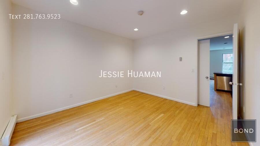 480 W Broadway #C - Photo 7 of 9