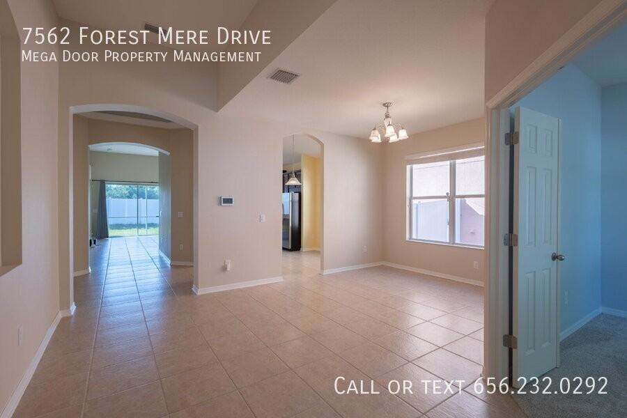 7562 Forest Mere Dr - Photo 6 of 42