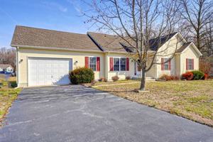 featured image of 110 Fox Dale Rd