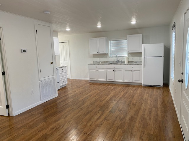 120 Saint George St #120 - Photo 4 of 12