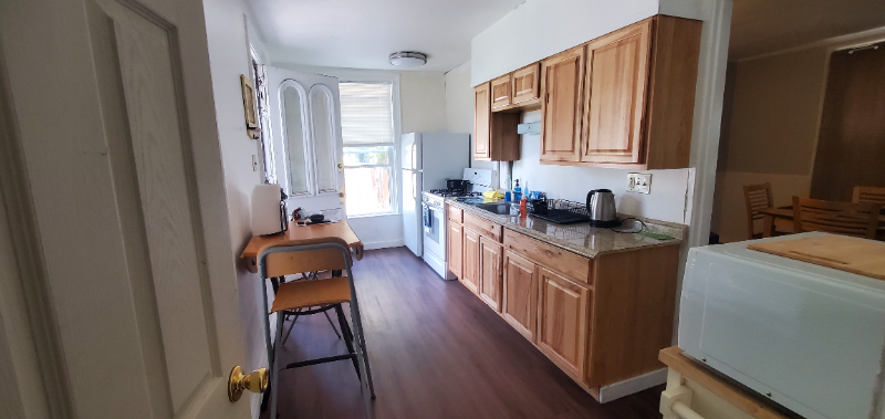 65 Center St - Photo 2 of 30