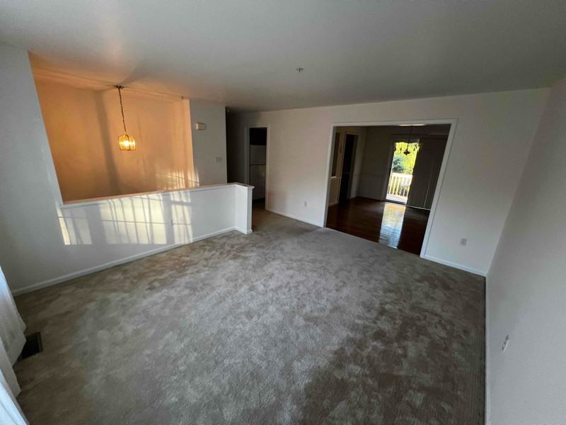 6035 Naval Ave - Photo 2 of 20