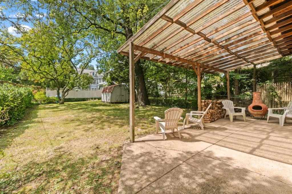 4600 Roland Ave #1 - Photo 7 of 8