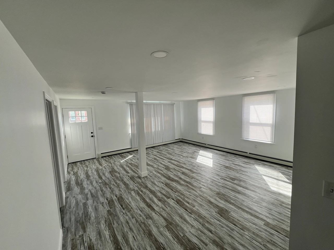 1303 Cranston St #1 - Photo 4 of 18