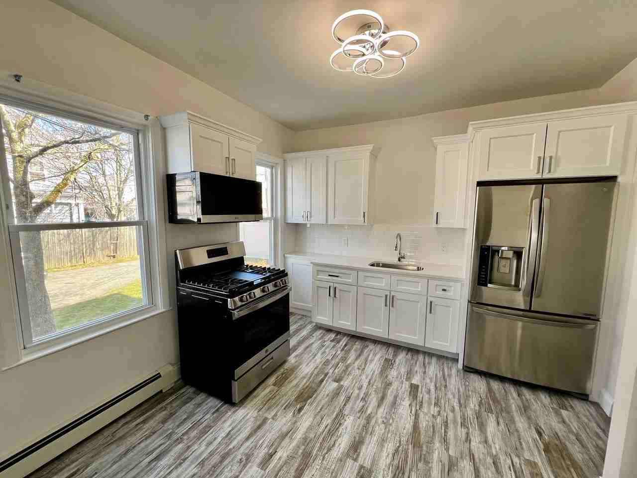 1303 Cranston St #1 - Photo 6 of 18