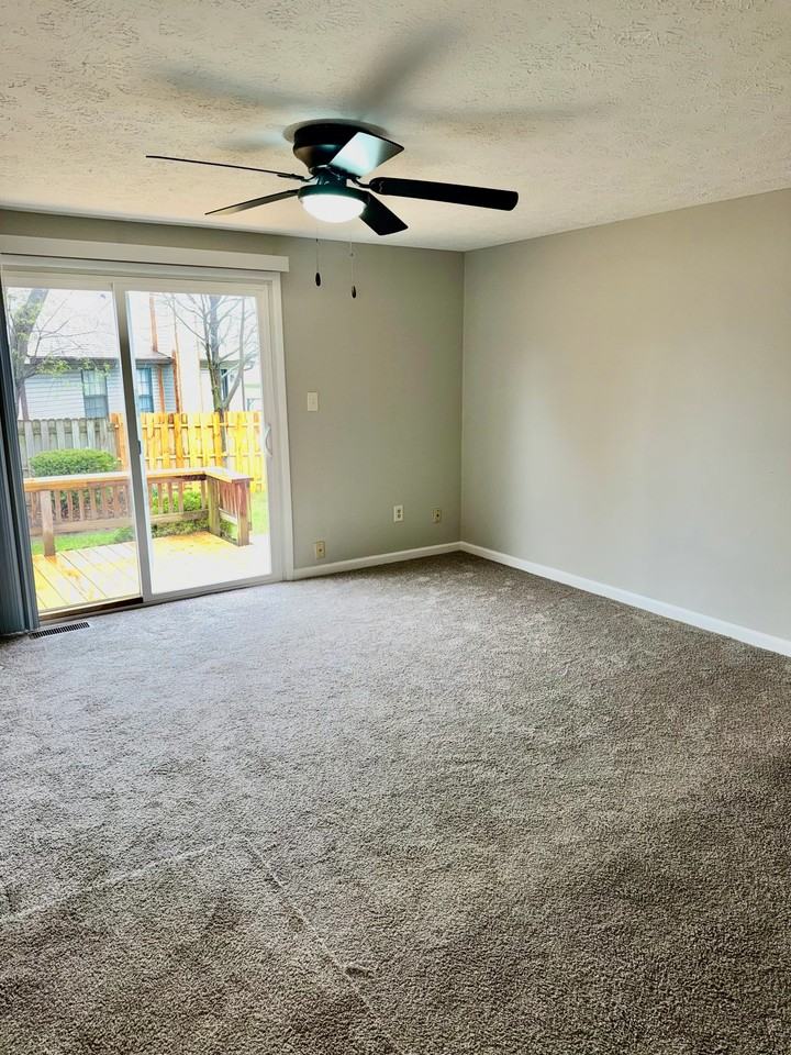 6813 Cross Key Dr - Photo 6 of 23