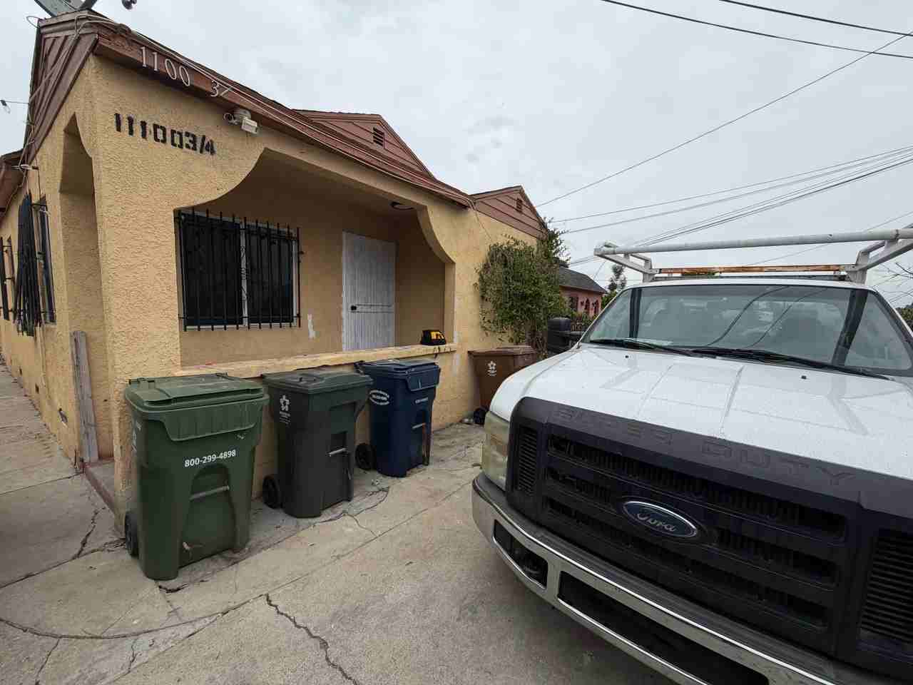 11100 S Normandie Ave #3-4