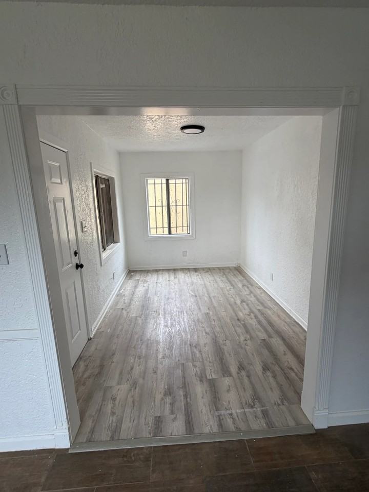 11100 S Normandie Ave #3-4 - Photo 2 of 8