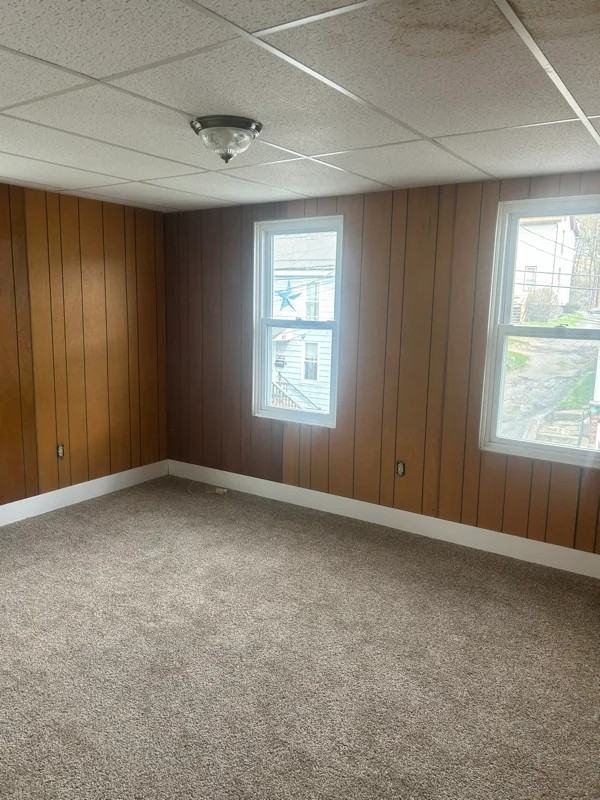 410 Oak St - Photo 4 of 10