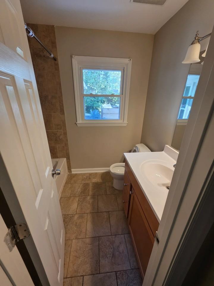 1311 Shannonhouse Dr - Photo 6 of 15