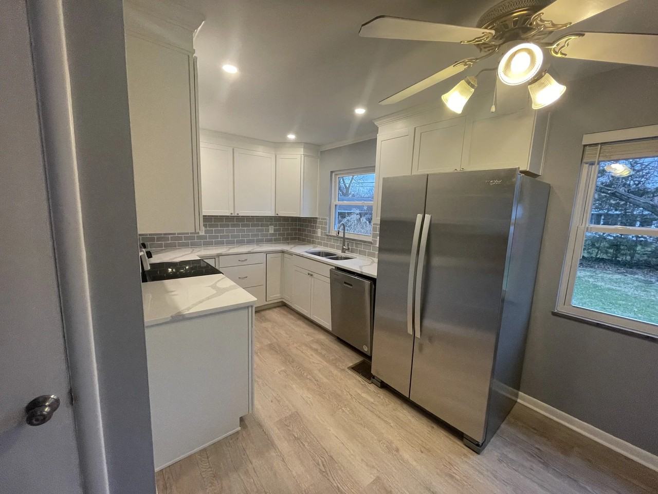 2366 Shrewsbury Rd - Photo 2 of 11