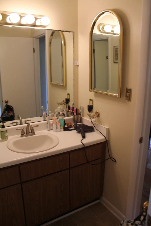 502 W Poplar Ave #1 - Photo 6 of 6