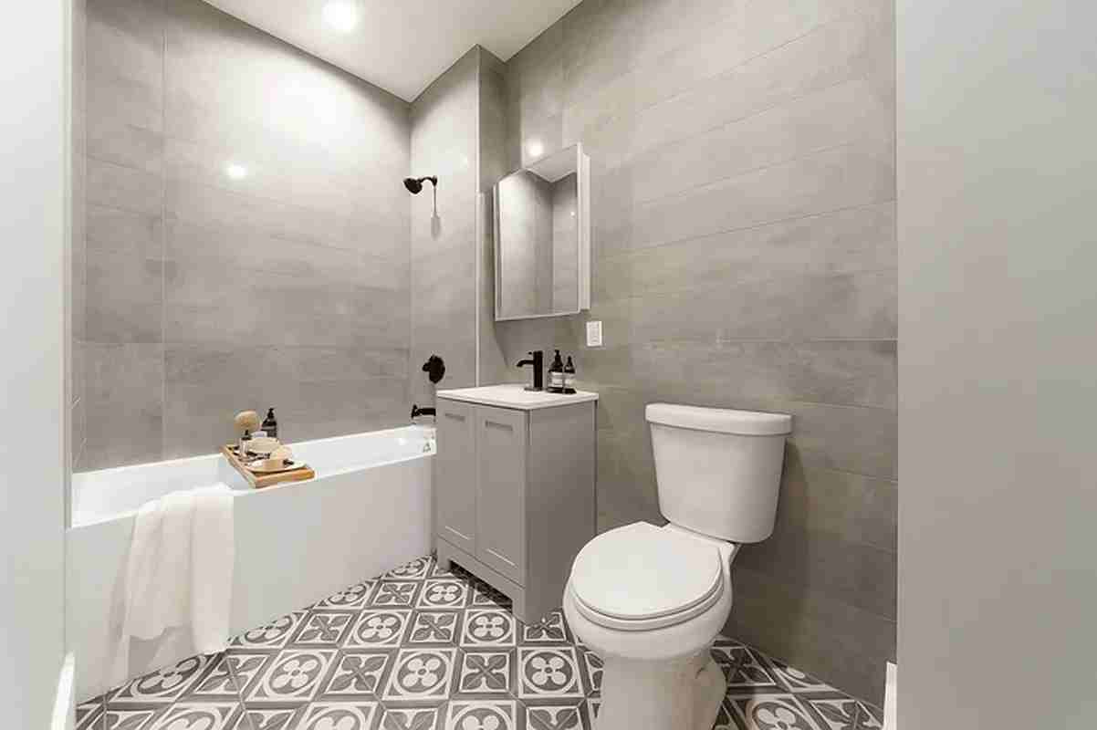 125 Martense Street #6 - Photo 4 of 5