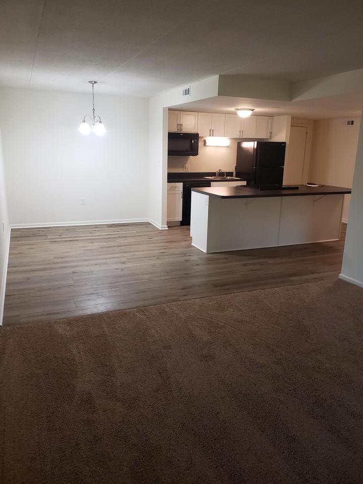 Cedar Run Condos - Photo 6 of 22