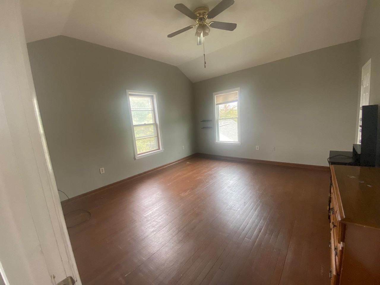 549 Virginia Avenue - Photo 3 of 17