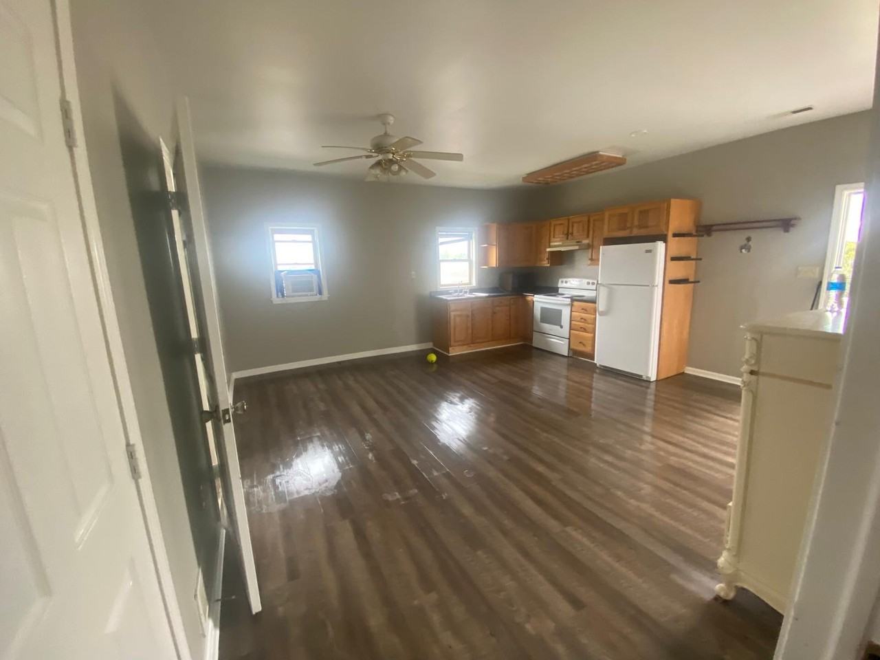 549 Virginia Avenue - Photo 5 of 17