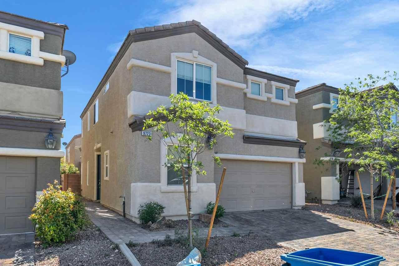 9723 Clifford Walk Ave #1 - Photo 3 of 46