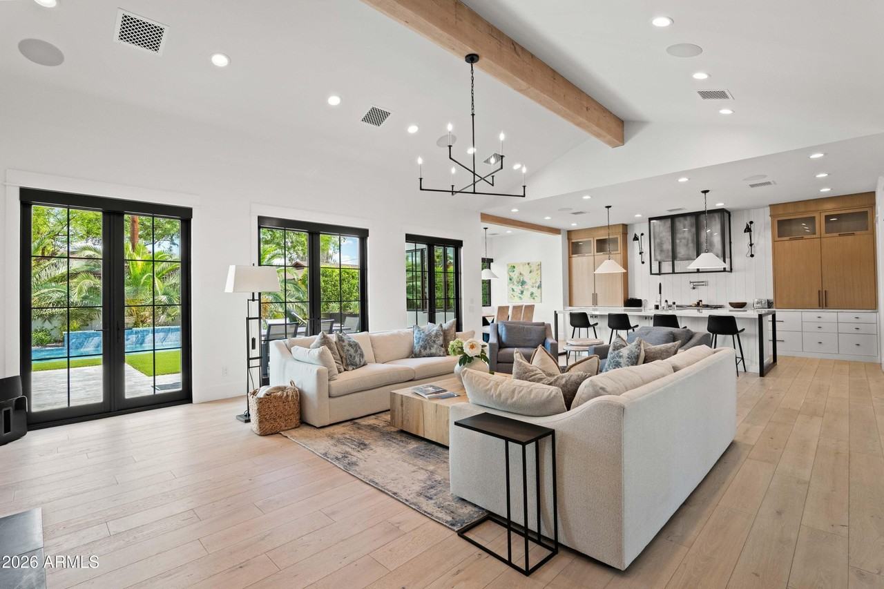 5309 N 33rd St - Photo 7 of 44