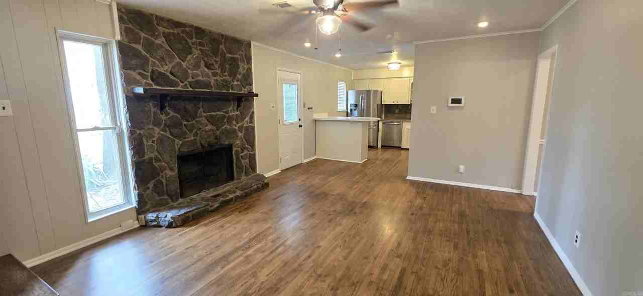 16 Warwick Rd - Photo 3 of 22