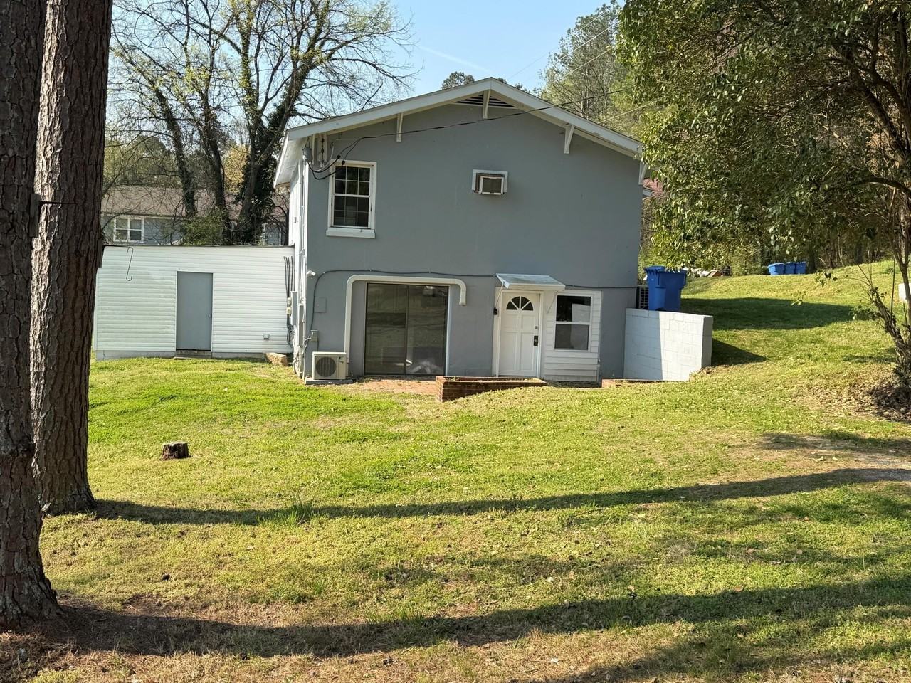 4454 University Dr - Photo 2 of 13