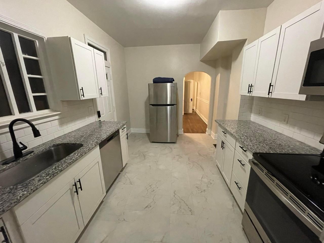 287 E Woodrow Ave - Photo 4 of 18