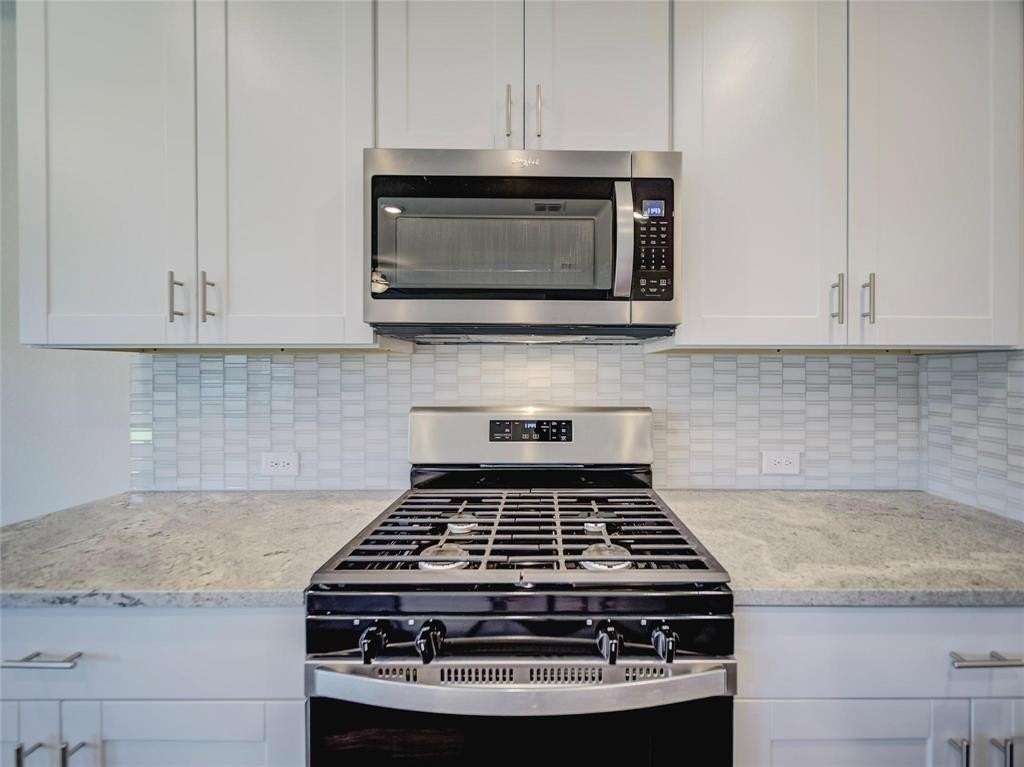 3405 Kingsgarden Rd - Photo 4 of 37