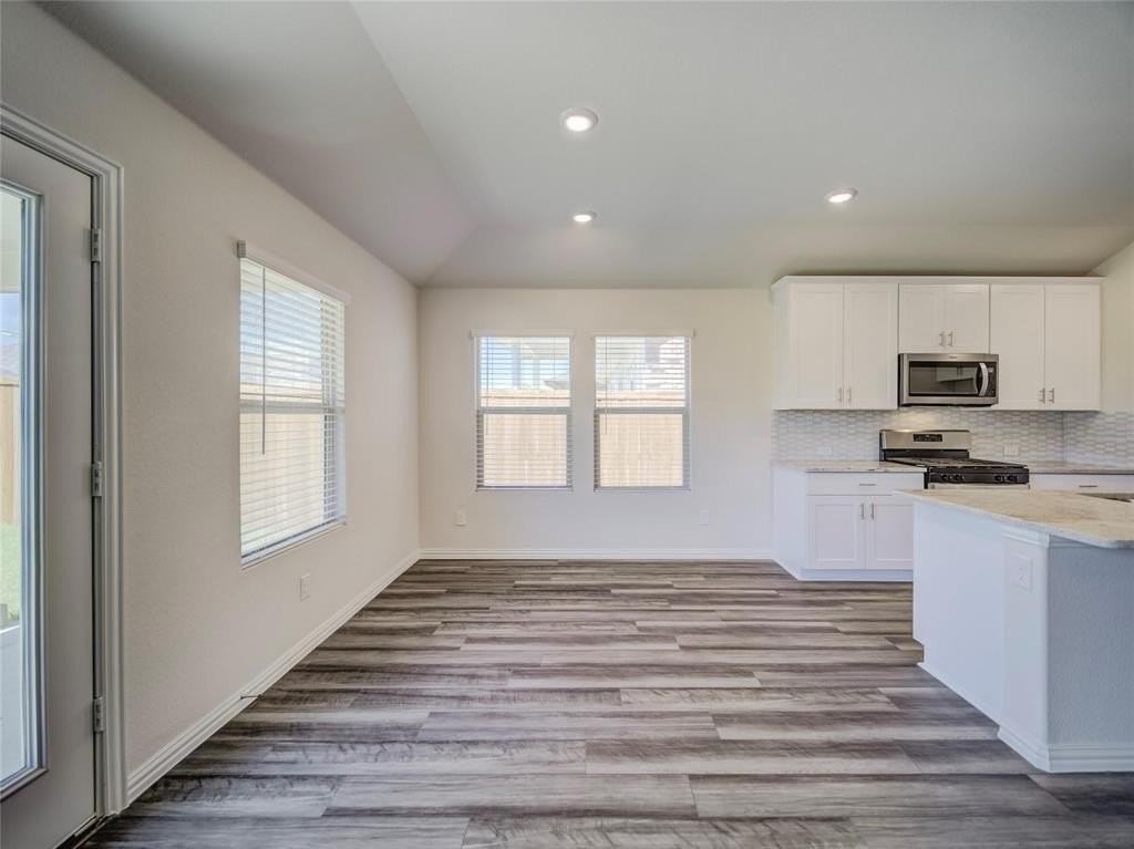 3405 Kingsgarden Rd - Photo 7 of 37