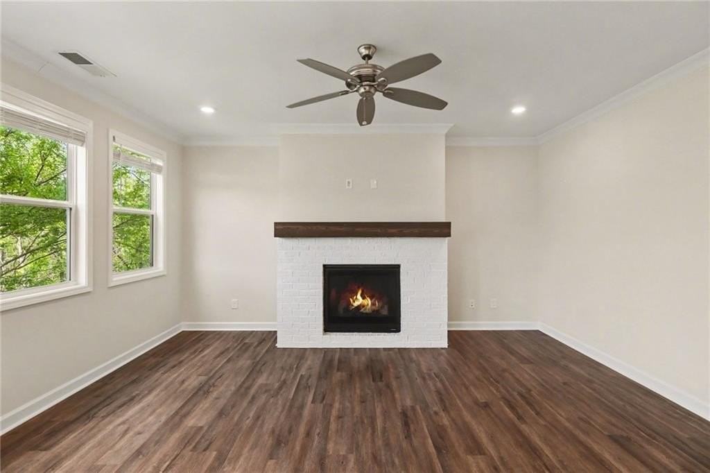 545 Cresentry Brk - Photo 7 of 32