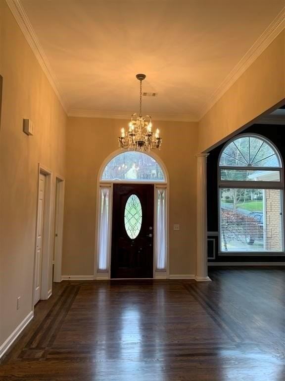 930 Richmond Hill Dr - Photo 3 of 46