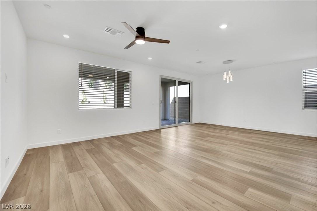 1515 Pacific Baza St - Photo 7 of 36