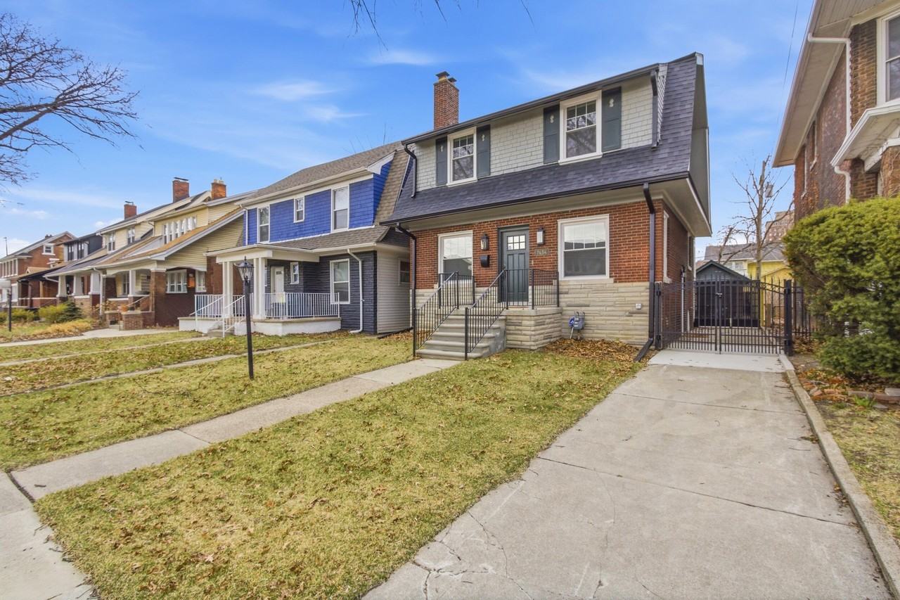 7434 Woodrow Wilson St - Photo 2 of 26