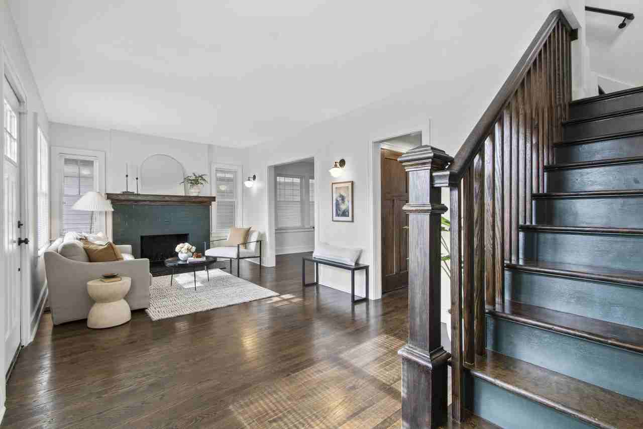 7434 Woodrow Wilson St - Photo 3 of 26