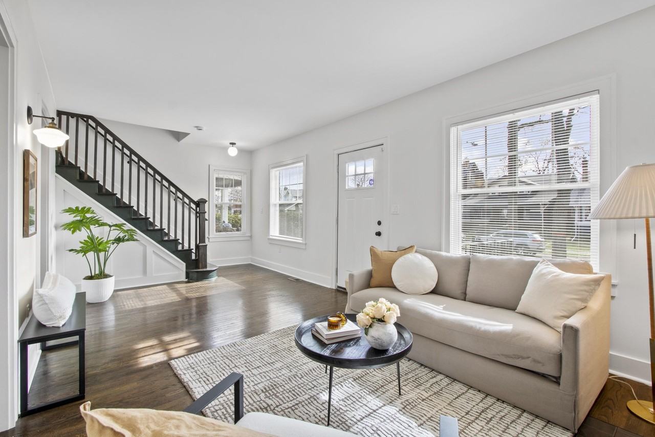 7434 Woodrow Wilson St - Photo 4 of 26