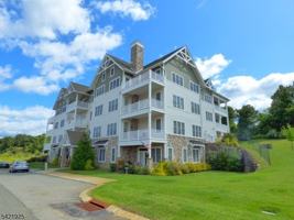 featured image of 169 Tarrington Rd #305