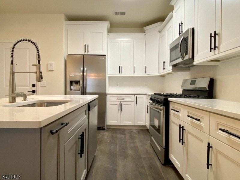 169 Tarrington Rd #305 - Photo 3 of 19