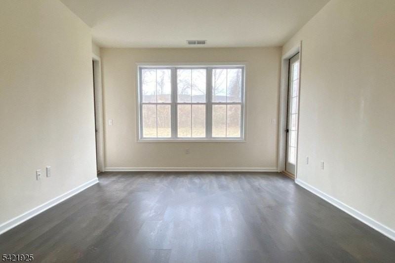 169 Tarrington Rd #305 - Photo 4 of 19