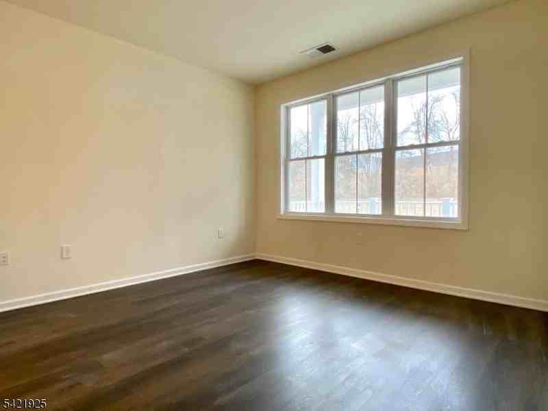 169 Tarrington Rd #305 - Photo 7 of 19