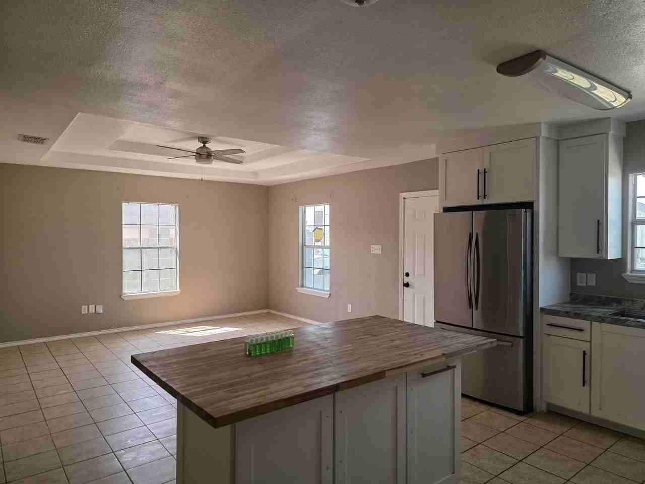 621 Bluebeard Ct - Photo 5 of 12