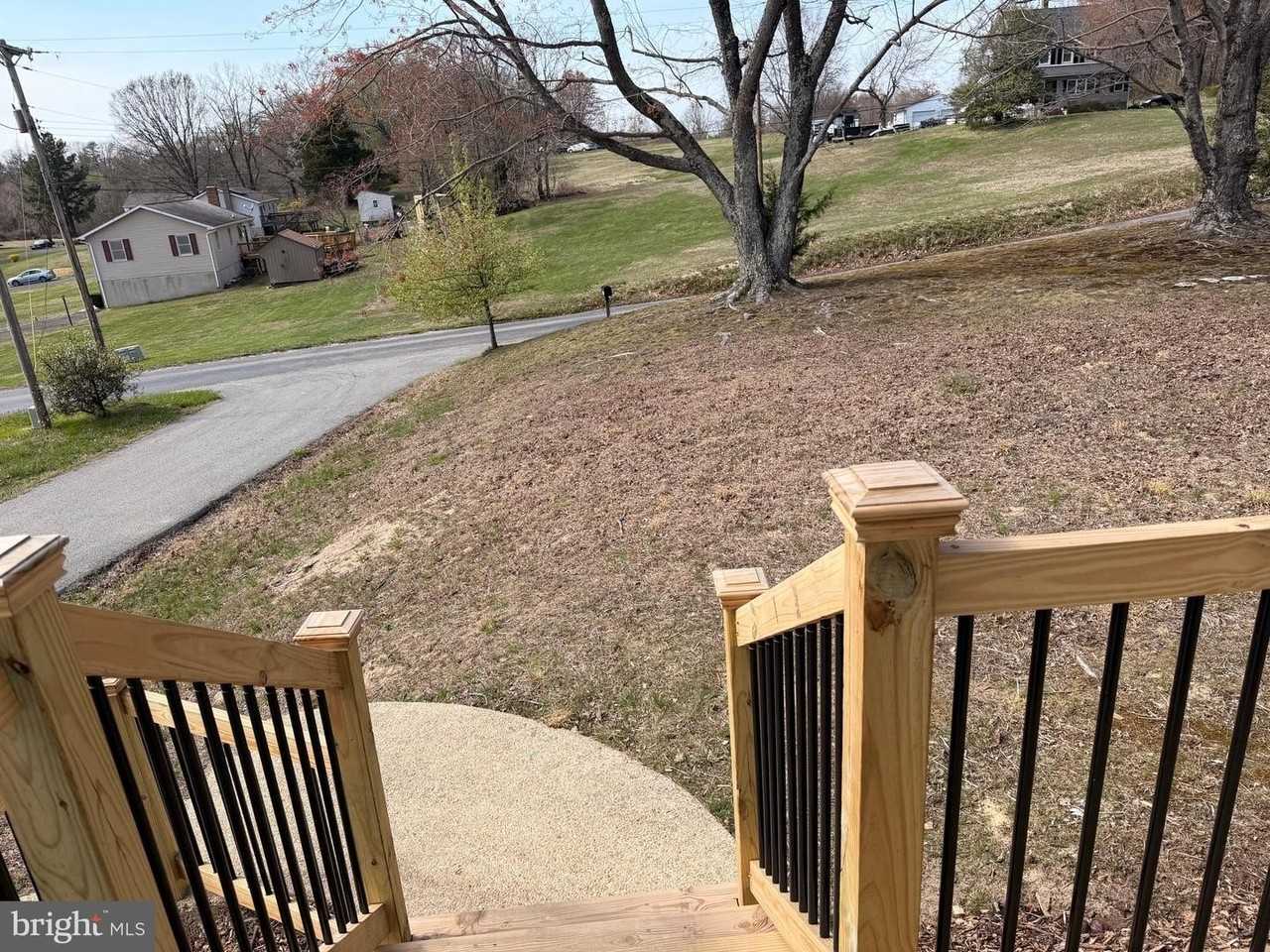 7285 Clyde Jones Rd - Photo 5 of 37