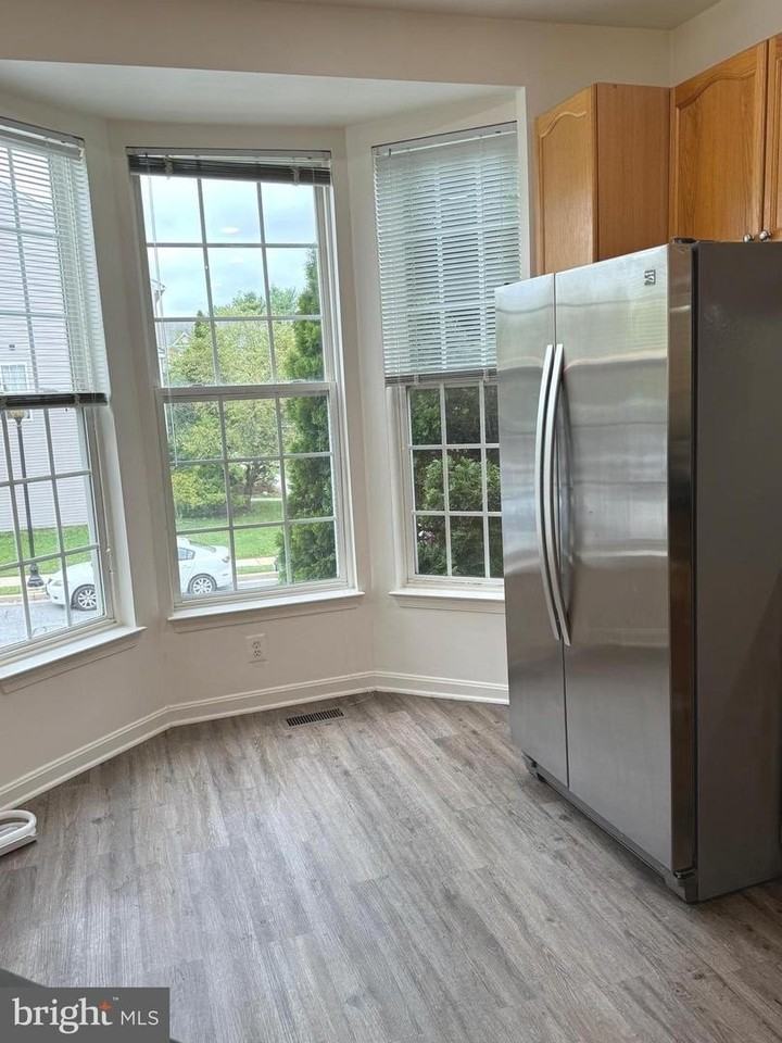 1943 Harpers Ct - Photo 5 of 22