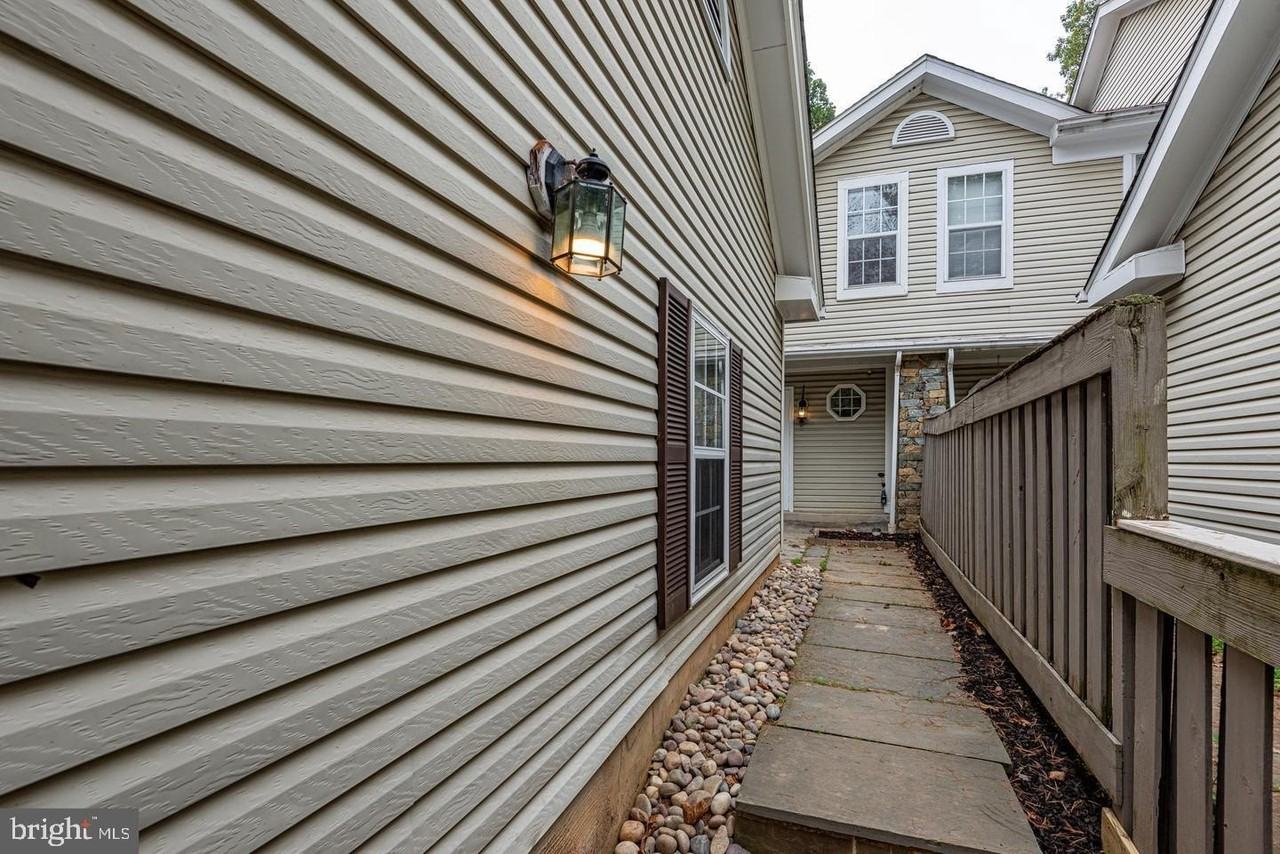 20324 Butterwick Way - Photo 2 of 40