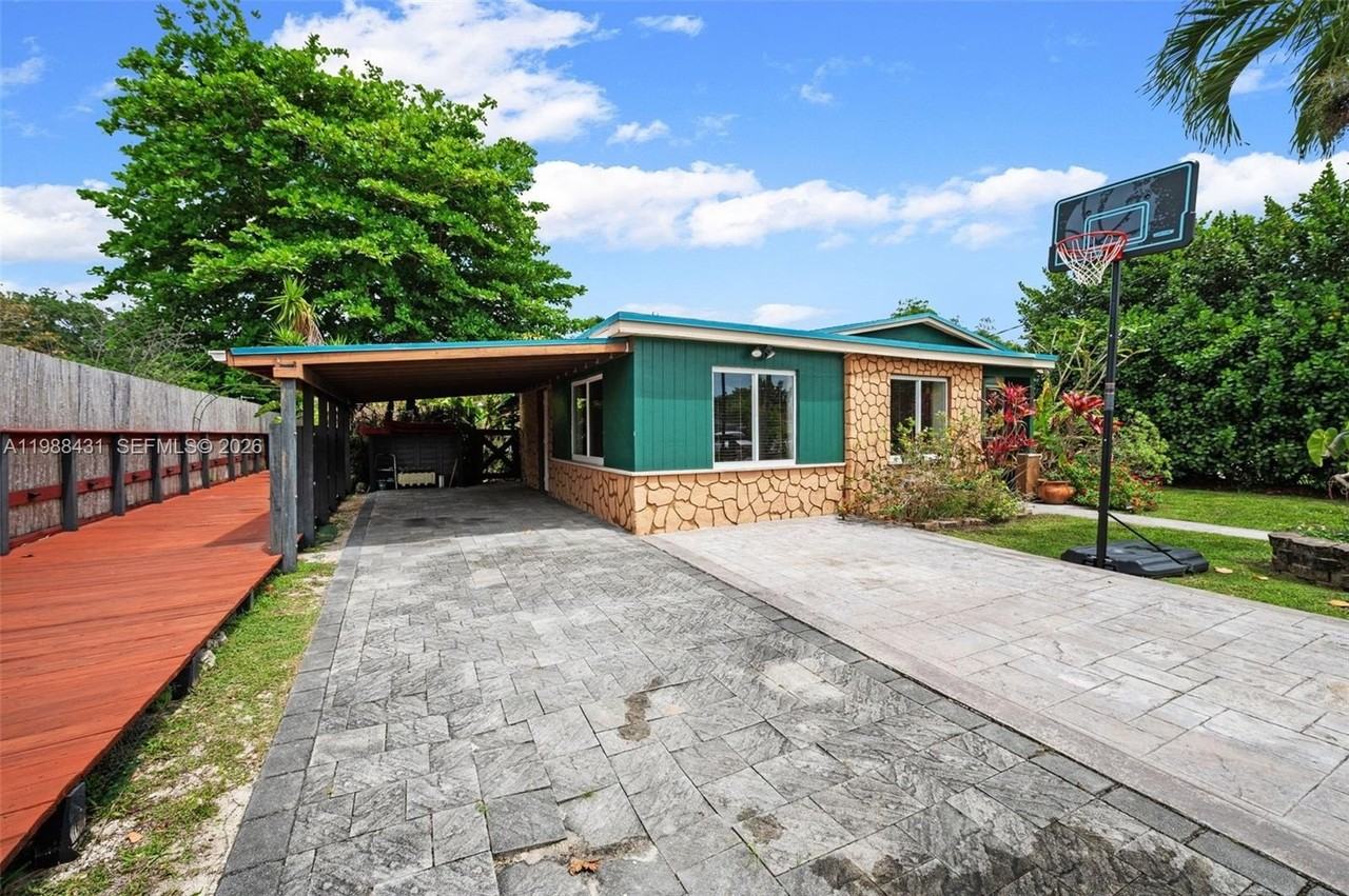 7245 S Waterway Dr - Photo 7 of 35