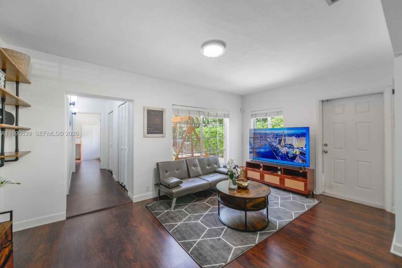 1714 Costado St #1714 - Photo 6 of 42