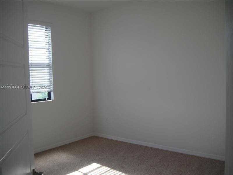 655 Ne 193rd St #0 - Photo 4 of 4