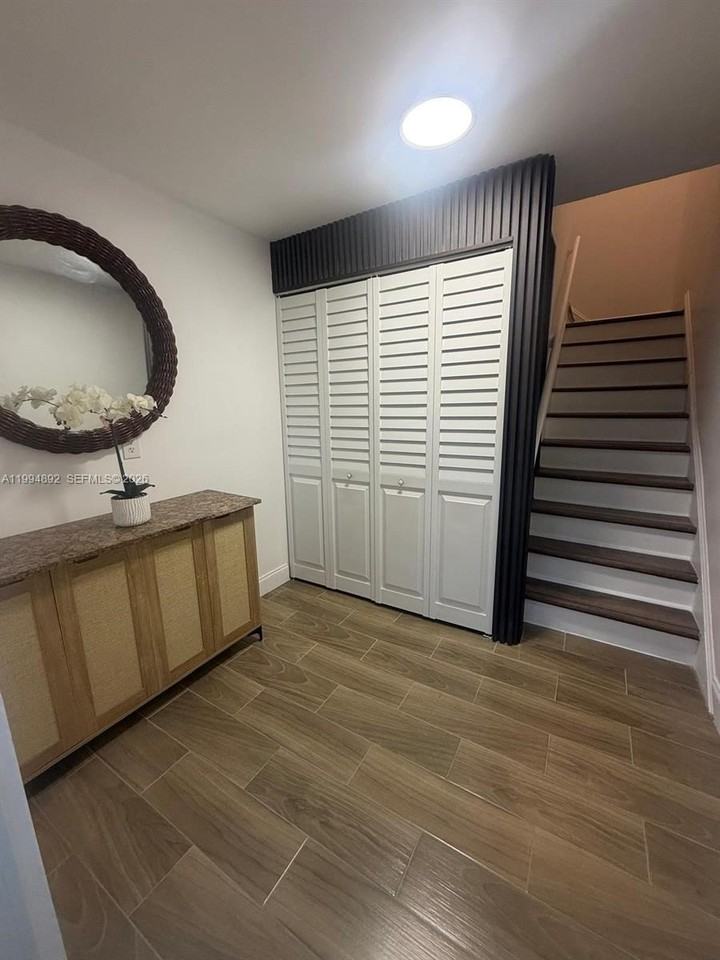 1235 Coral Way - Photo 6 of 32