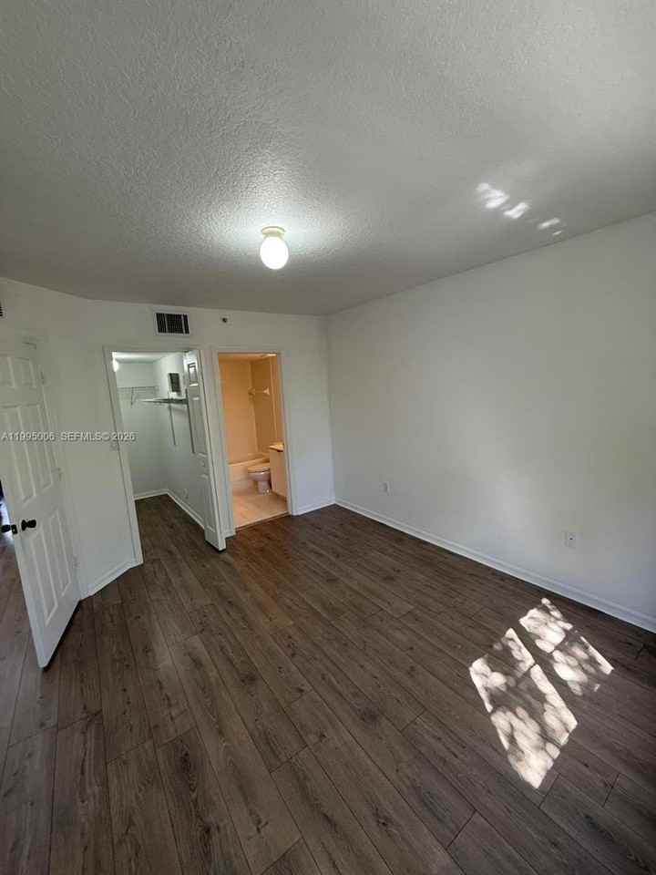 22701 Sw 88th Pl #202-9 - Photo 5 of 11