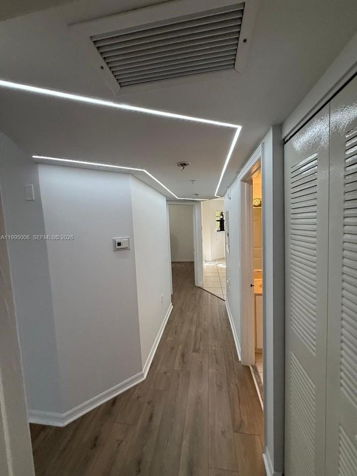 22701 Sw 88th Pl #202-9 - Photo 6 of 11